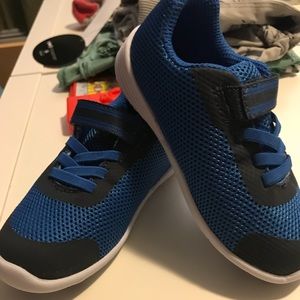 Stride Rite sneakers NIB